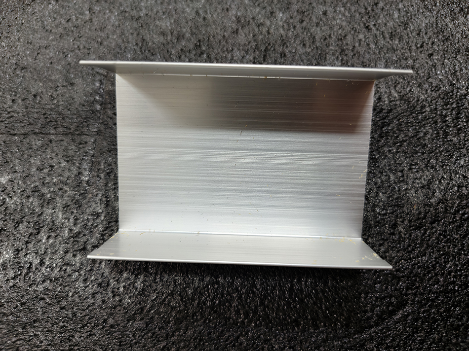 上字型铝
